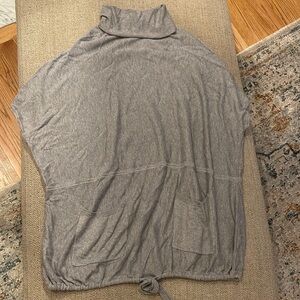 Vintageous brand. Gray sleeveless top. Never worn